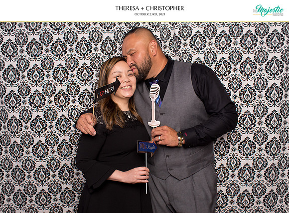 60157 - Theresa + Christopher Wedding Photobooth 2021