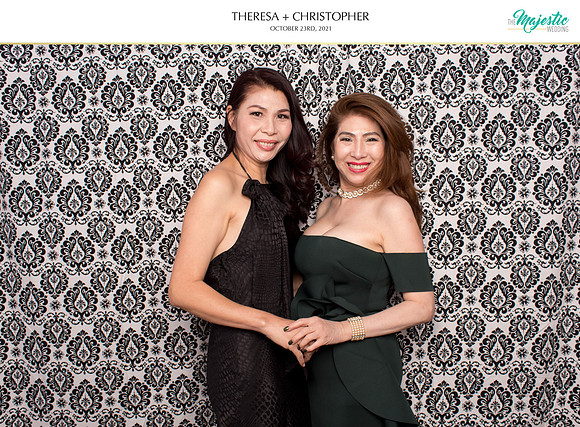 60153 - Theresa + Christopher Wedding Photobooth 2021