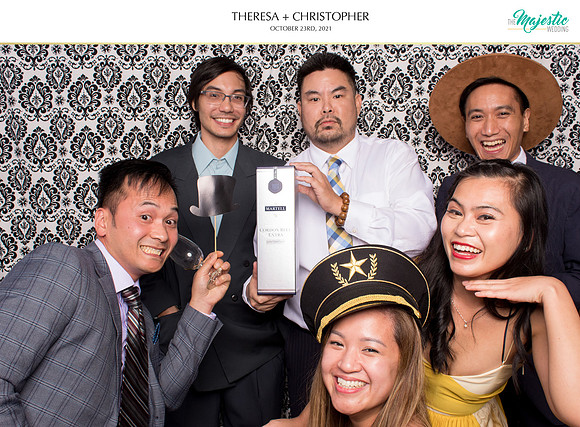 60280 - Theresa + Christopher Wedding Photobooth 2021