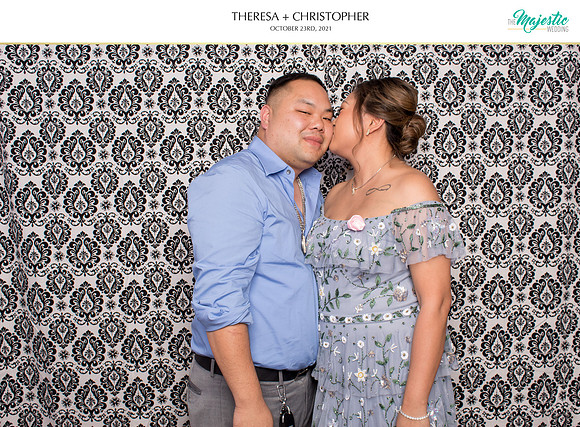 60189 - Theresa + Christopher Wedding Photobooth 2021