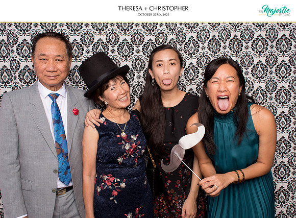 60348 - Theresa + Christopher Wedding Photobooth 2021