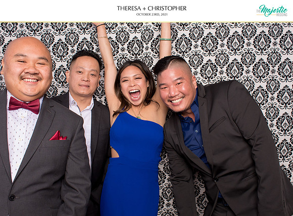 60106 - Theresa + Christopher Wedding Photobooth 2021