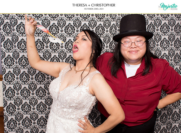 60377 - Theresa + Christopher Wedding Photobooth 2021