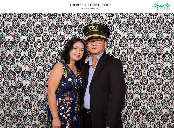 60048 - Theresa + Christopher Wedding Photobooth 2021