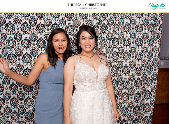 60394 - Theresa + Christopher Wedding Photobooth 2021