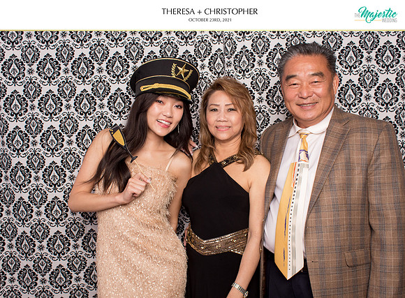 60144 - Theresa + Christopher Wedding Photobooth 2021