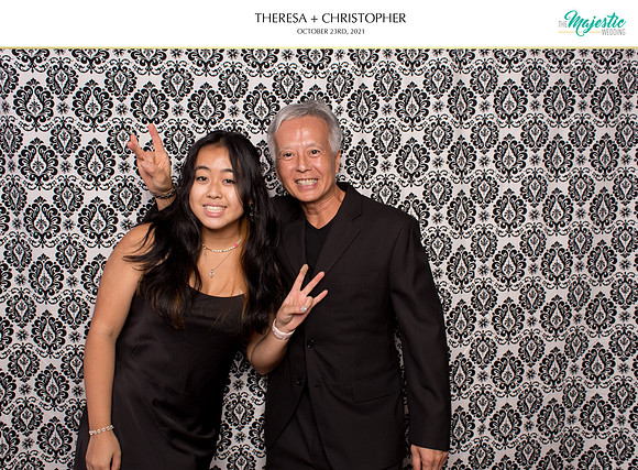60421 - Theresa + Christopher Wedding Photobooth 2021