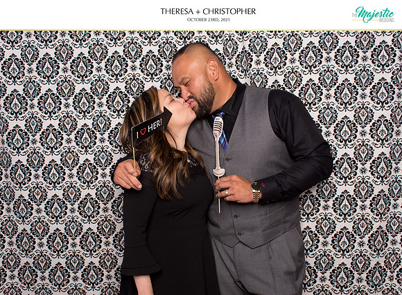 60158 - Theresa + Christopher Wedding Photobooth 2021