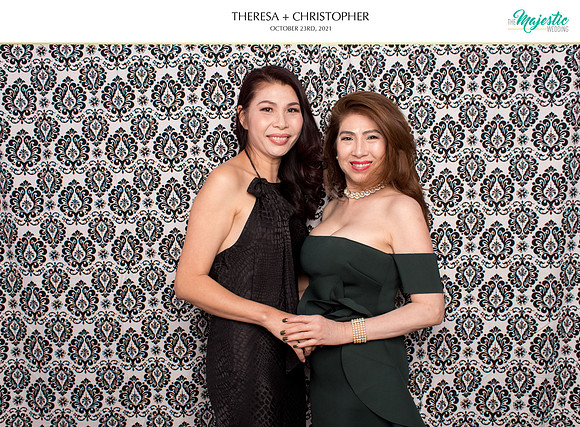 60154 - Theresa + Christopher Wedding Photobooth 2021