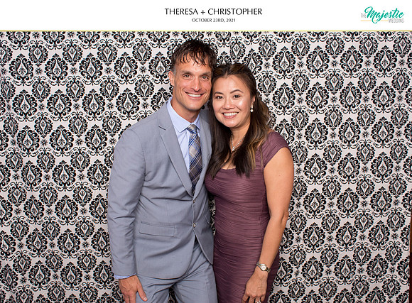 60250 - Theresa + Christopher Wedding Photobooth 2021