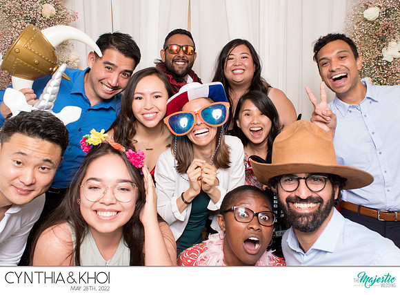20137 - Cynthia + Khoi Wedding Photobooth 2022