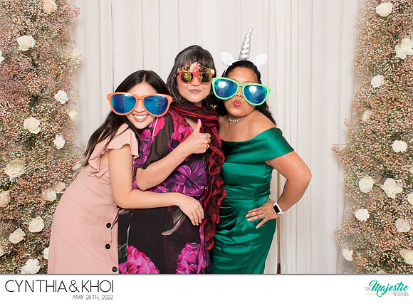 20126 - Cynthia + Khoi Wedding Photobooth 2022