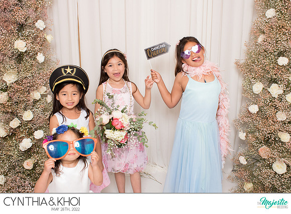 20133 - Cynthia + Khoi Wedding Photobooth 2022