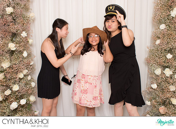 20293 - Cynthia + Khoi Wedding Photobooth 2022