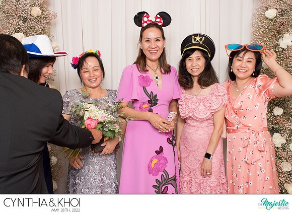 20199 - Cynthia + Khoi Wedding Photobooth 2022