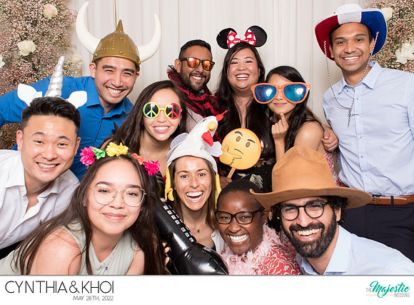 20135 - Cynthia + Khoi Wedding Photobooth 2022