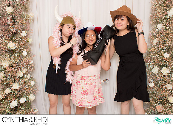 20291 - Cynthia + Khoi Wedding Photobooth 2022