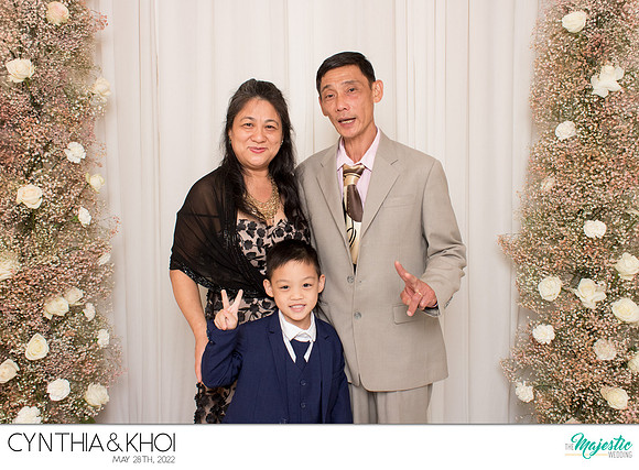 20064 - Cynthia + Khoi Wedding Photobooth 2022