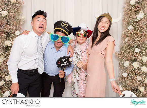 20104 - Cynthia + Khoi Wedding Photobooth 2022