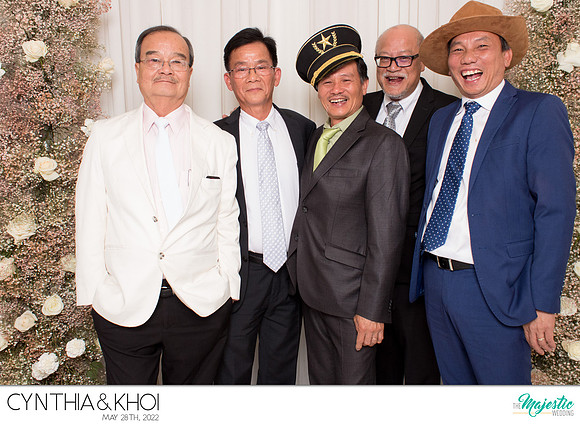 20215 - Cynthia + Khoi Wedding Photobooth 2022