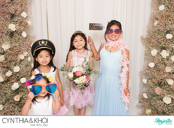 20132 - Cynthia + Khoi Wedding Photobooth 2022