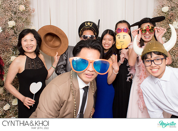 20203 - Cynthia + Khoi Wedding Photobooth 2022