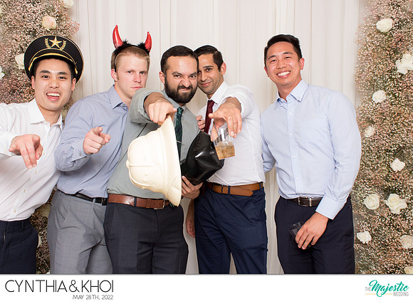 20308 - Cynthia + Khoi Wedding Photobooth 2022
