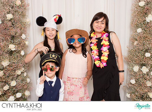 20187 - Cynthia + Khoi Wedding Photobooth 2022