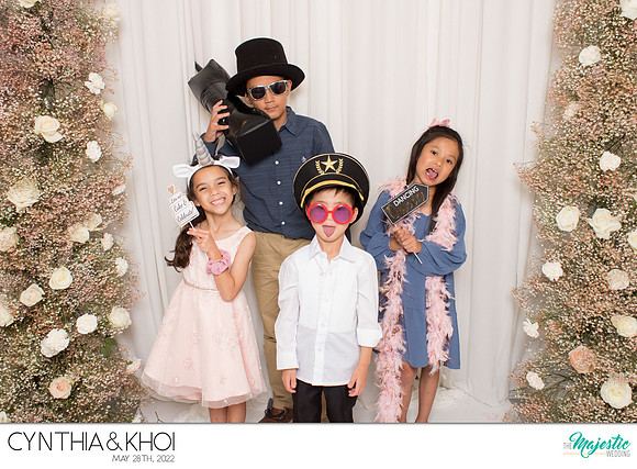 20250 - Cynthia + Khoi Wedding Photobooth 2022