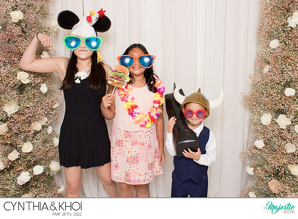 20177 - Cynthia + Khoi Wedding Photobooth 2022