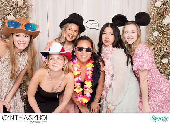 20153 - Cynthia + Khoi Wedding Photobooth 2022