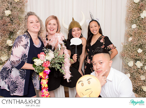 20284 - Cynthia + Khoi Wedding Photobooth 2022