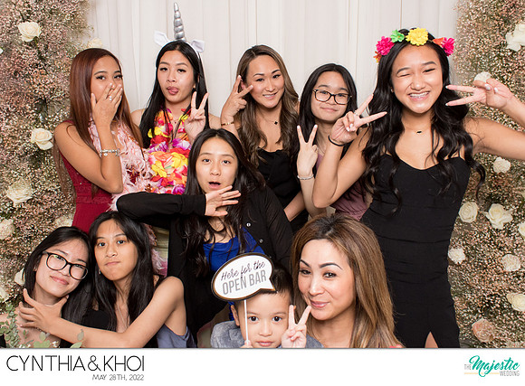 20266 - Cynthia + Khoi Wedding Photobooth 2022