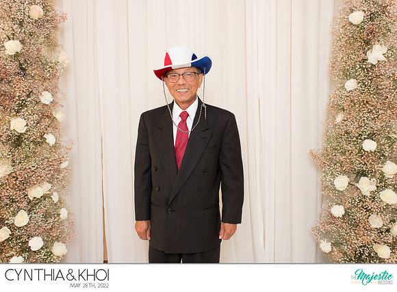 20025 - Cynthia + Khoi Wedding Photobooth 2022