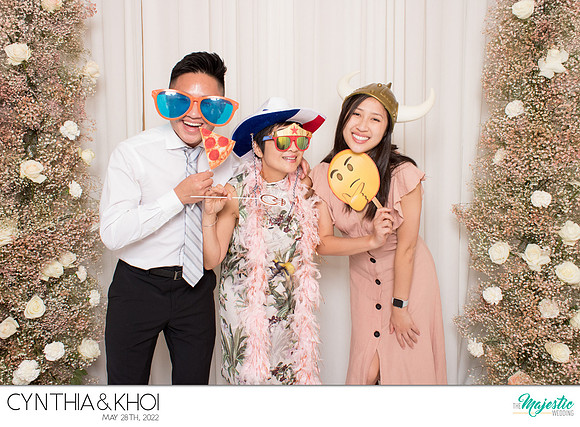 20102 - Cynthia + Khoi Wedding Photobooth 2022