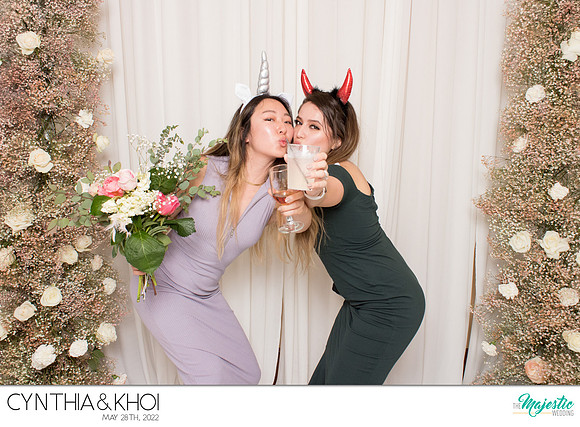 20338 - Cynthia + Khoi Wedding Photobooth 2022