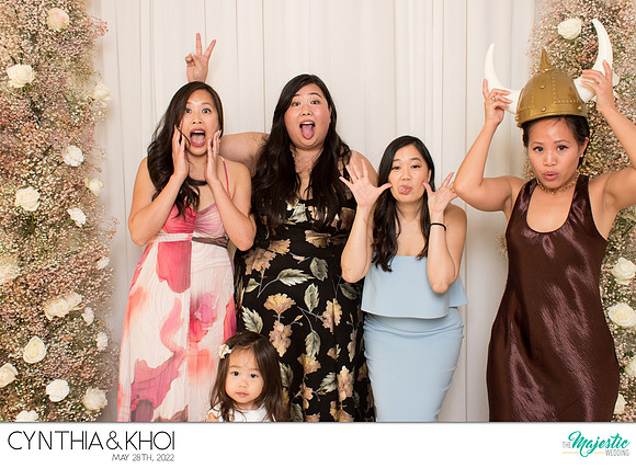 20017 - Cynthia + Khoi Wedding Photobooth 2022