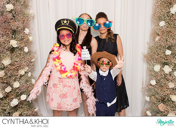 20239 - Cynthia + Khoi Wedding Photobooth 2022