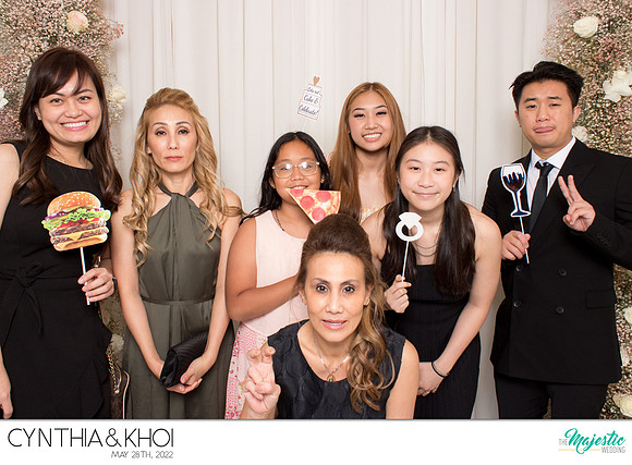 20123 - Cynthia + Khoi Wedding Photobooth 2022