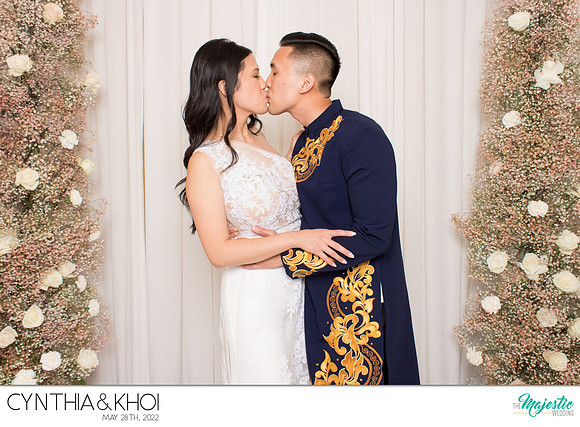 20085 - Cynthia + Khoi Wedding Photobooth 2022