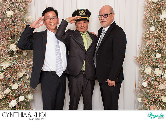 20210 - Cynthia + Khoi Wedding Photobooth 2022