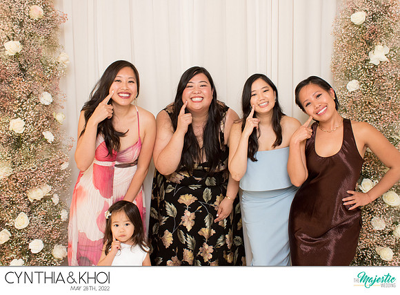 20016 - Cynthia + Khoi Wedding Photobooth 2022