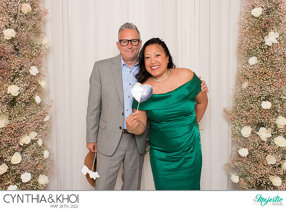20068 - Cynthia + Khoi Wedding Photobooth 2022