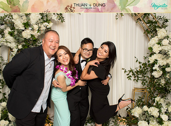 20352 - Thuan + Dung Wedding Photobooth 2021