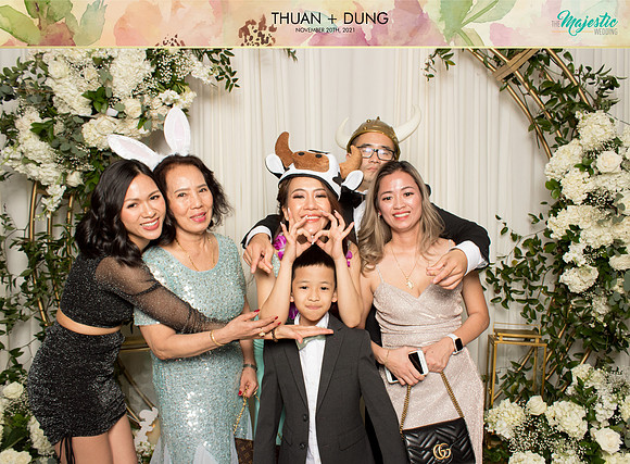 20359 - Thuan + Dung Wedding Photobooth 2021
