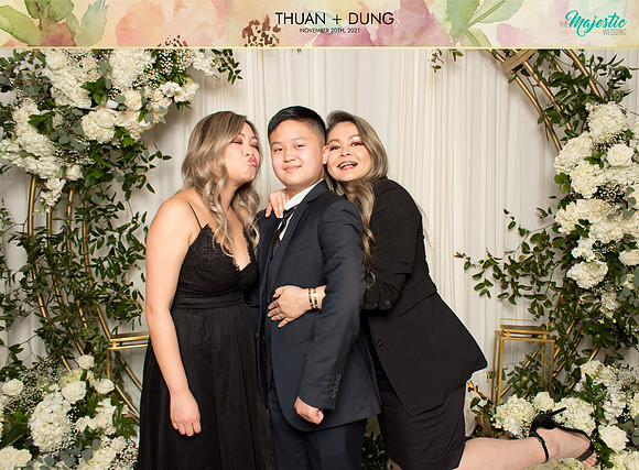 20242 - Thuan + Dung Wedding Photobooth 2021