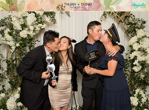 20437 - Thuan + Dung Wedding Photobooth 2021
