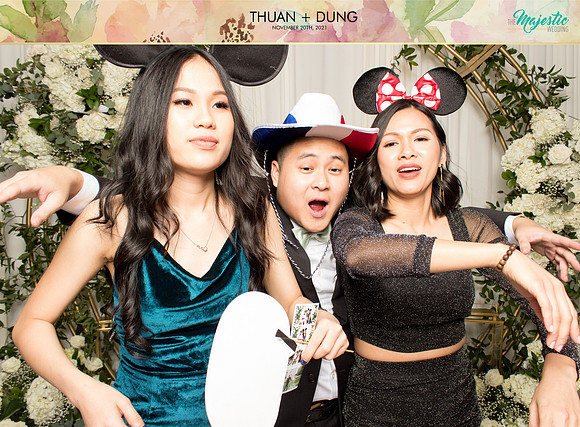 20293 - Thuan + Dung Wedding Photobooth 2021