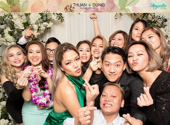 20350 - Thuan + Dung Wedding Photobooth 2021