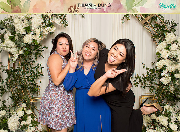 20200 - Thuan + Dung Wedding Photobooth 2021